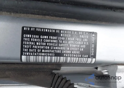 2013 Volkswagen Beetle 2.0T Turbo z USA, uszkodzony, nr VIN 3VWVA7AT3DM620653